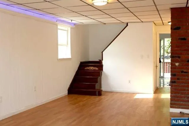 $3,999 | 287 Orchard Street, Elmwood Park, NJ 07407