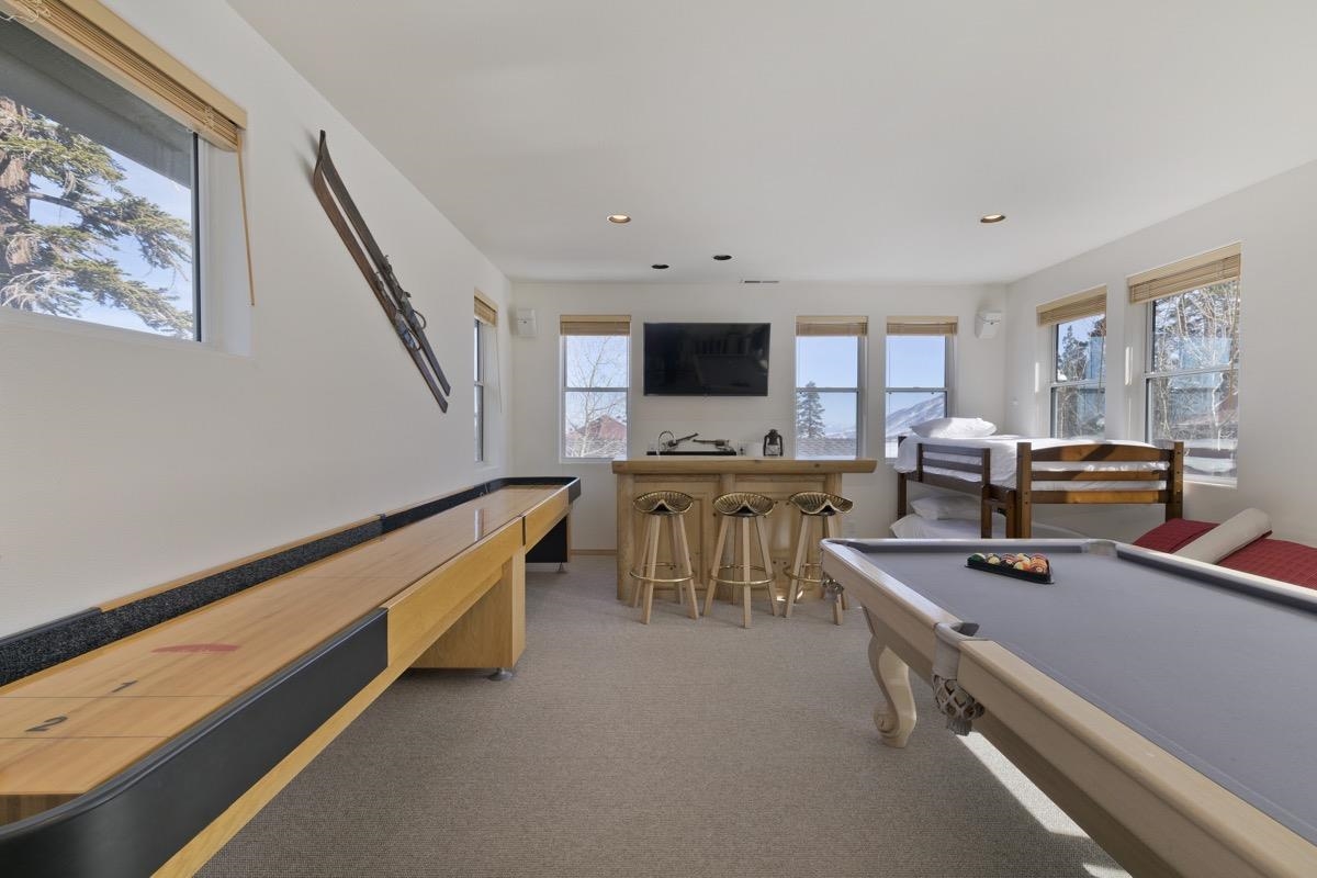 117 Juniper Road Mammoth Lakes, CA 93546 - Photo 21 of 46