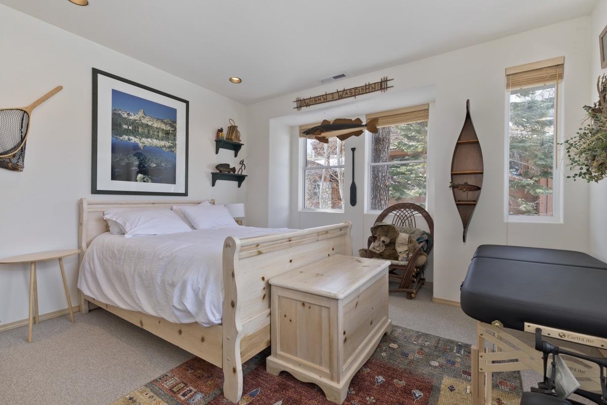 117 Juniper Road Mammoth Lakes, CA 93546 - Photo 29 of 46