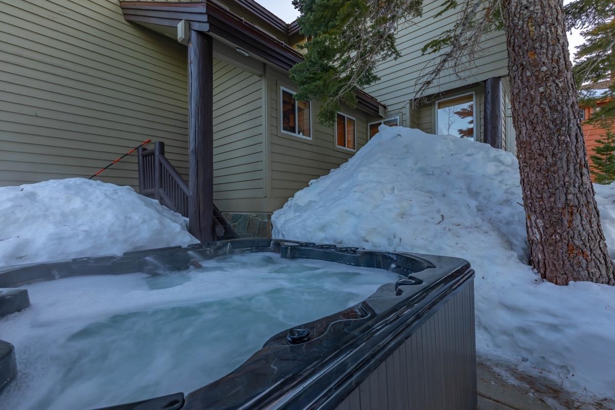 117 Juniper Road Mammoth Lakes, CA 93546 - Photo 34 of 46