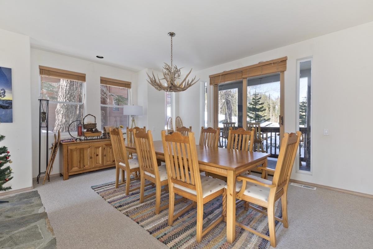 117 Juniper Road Mammoth Lakes, CA 93546 - Photo 7 of 46