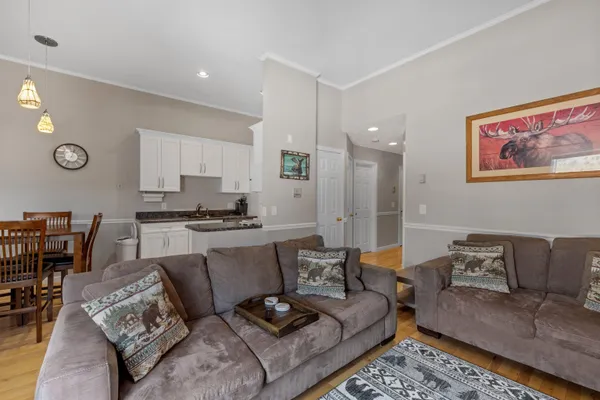 $329,000 | 10 School Street, Unit 14, Lincoln, NH 03251