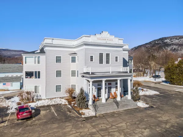 $329,000 | 10 School Street, Unit 14, Lincoln, NH 03251