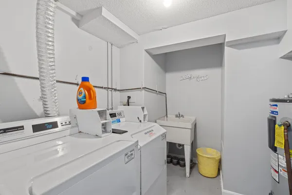 $329,000 | 10 School Street, Unit 14, Lincoln, NH 03251