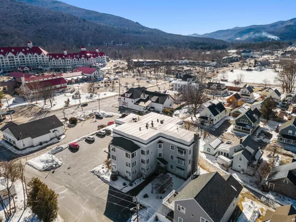 $329,000 | 10 School Street, Unit 14, Lincoln, NH 03251