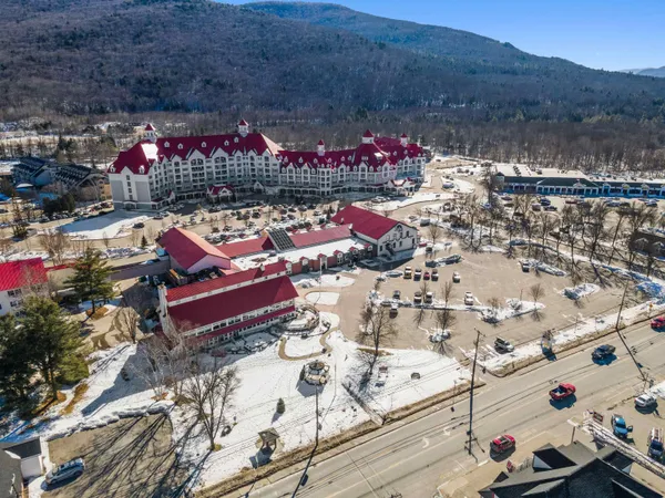 $329,000 | 10 School Street, Unit 14, Lincoln, NH 03251