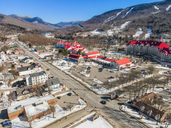 $329,000 | 10 School Street, Unit 14, Lincoln, NH 03251