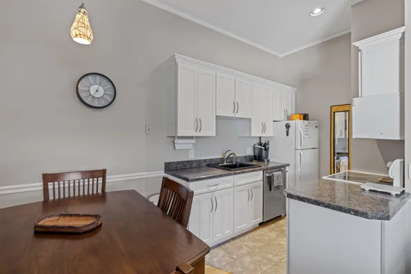 $329,000 | 10 School Street, Unit 14, Lincoln, NH 03251