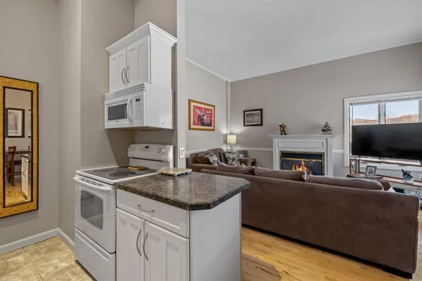 $329,000 | 10 School Street, Unit 14, Lincoln, NH 03251