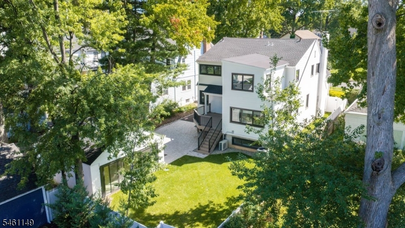 33 South Mountain Road Millburn, NJ 07041 - Photo 44 of 50 Gallery Image 44
