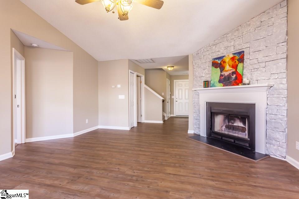 300 Rivereen Way Simpsonville, SC 29680 - Photo 2 of 24 Gallery Image 2