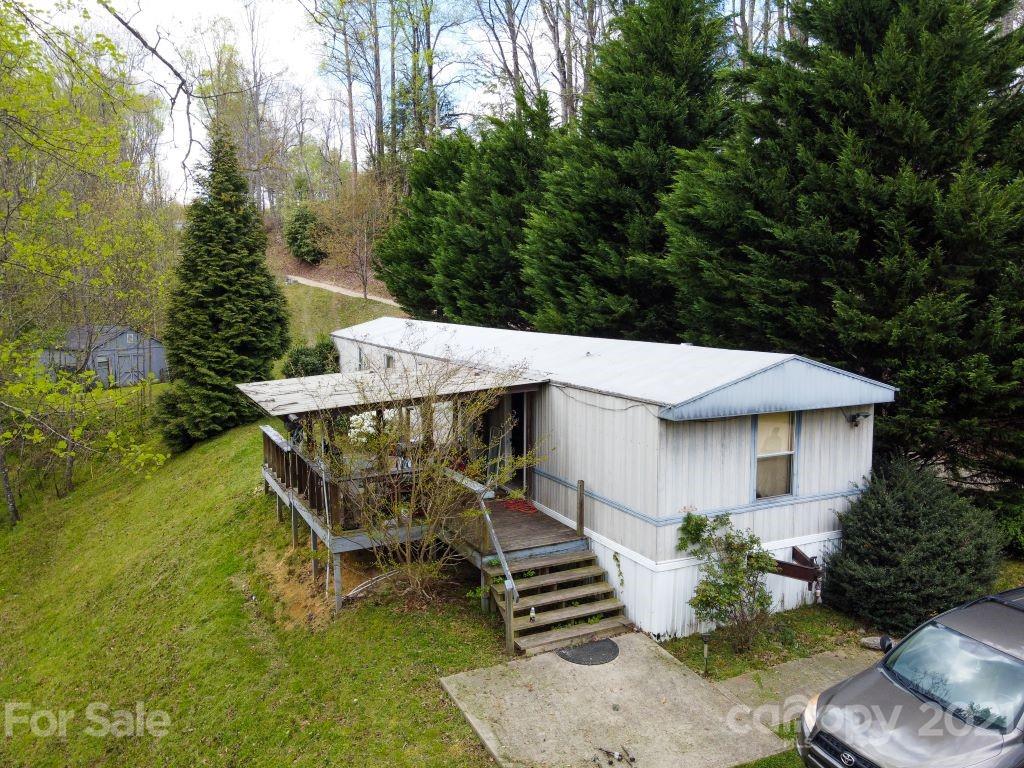 160 Pine River Road Dana, NC 28731 - Photo 9 of 11 Gallery Image 9
