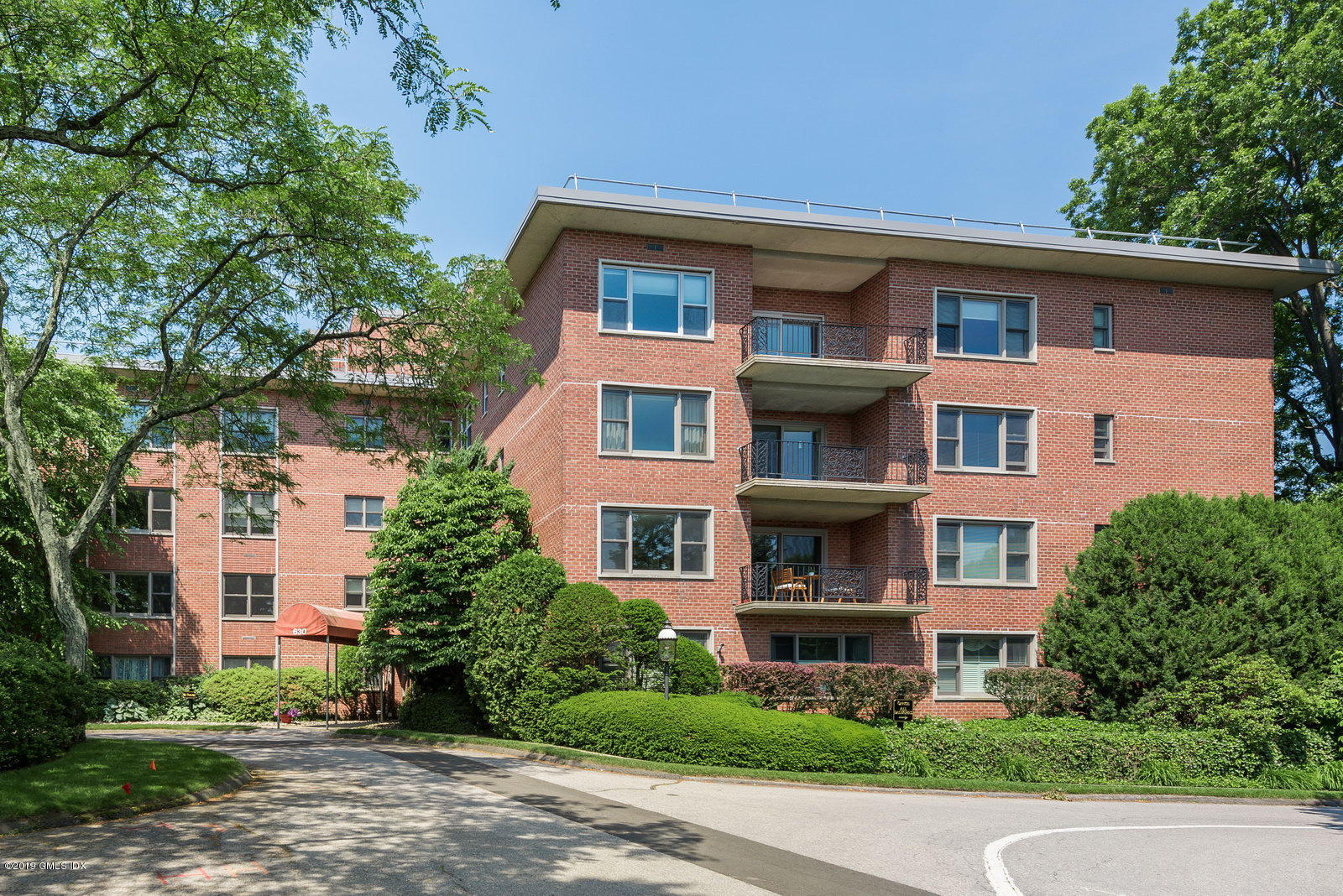 630 Steamboat Road, Unit 2E Greenwich, CT 06830 - Photo 39 of 46 630 Steamboat Rd unit 4CN 08 - WEB - Cop