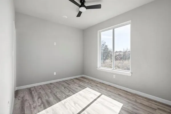 $1,650 | 948 South Corinth St Road, Unit 11, Dallas, TX 75215