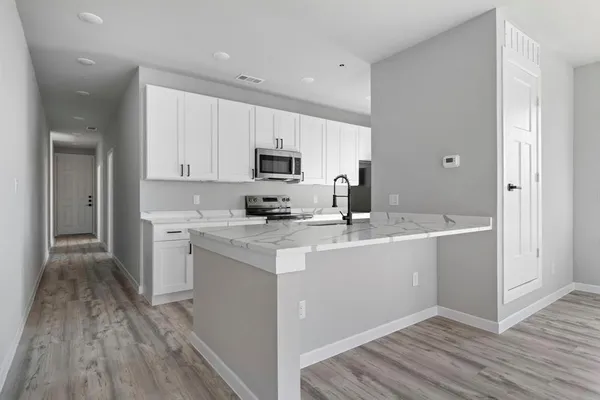 $1,650 | 948 South Corinth St Road, Unit 11, Dallas, TX 75215