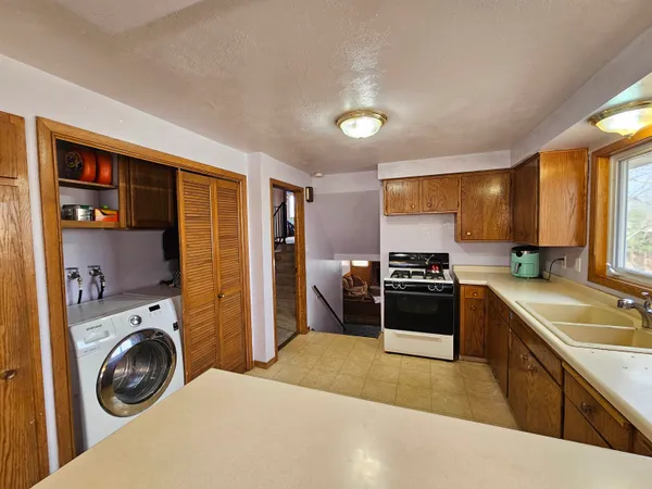 $579,900 | W142 Highway 54, Oneida, WI 54155