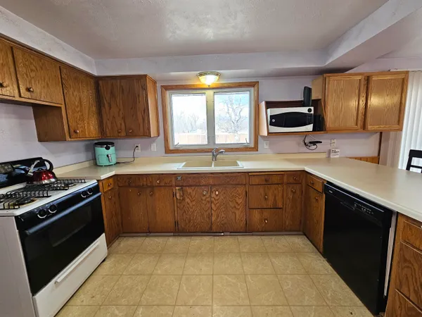 $579,900 | W142 Highway 54, Oneida, WI 54155