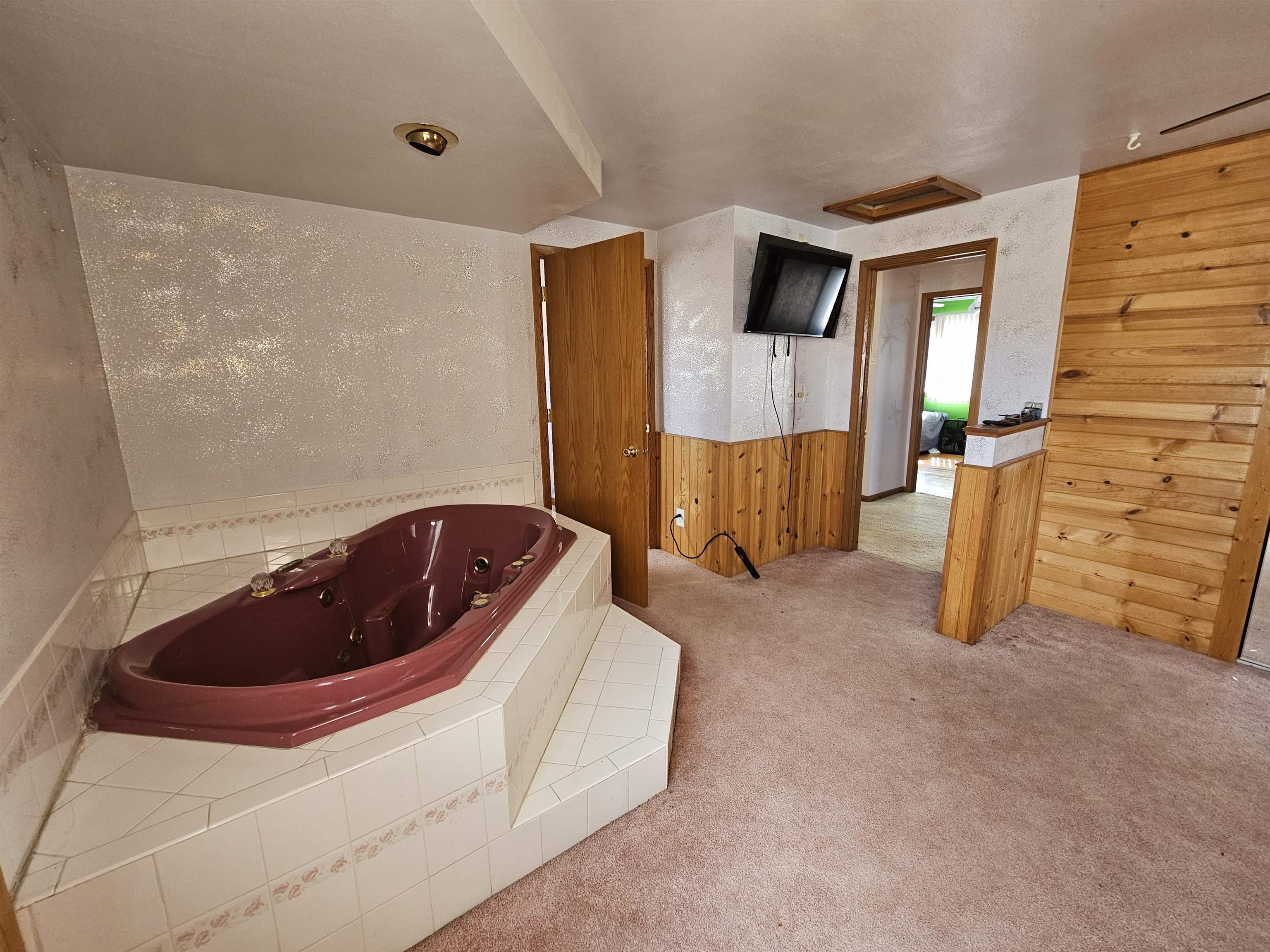 W142 Highway 54 Oneida, WI 54155 - Photo 22 of 33