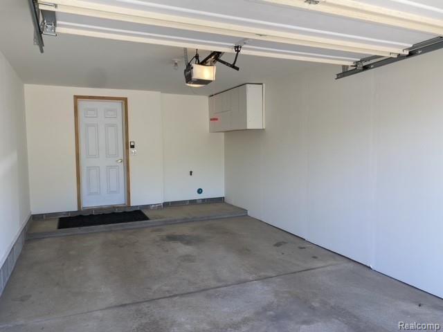 5297 Brookemonte Circle Rochester, MI 48306 - Photo 33 of 35 BMC Gar2.jpg