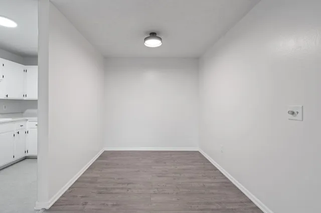 $149,900 | 3200 Virginia Avenue South, Unit 209, St. Louis Park, MN 55426