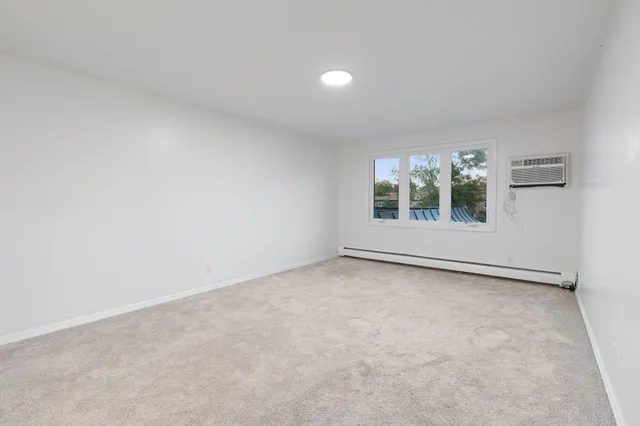 $149,900 | 3200 Virginia Avenue South, Unit 209, St. Louis Park, MN 55426