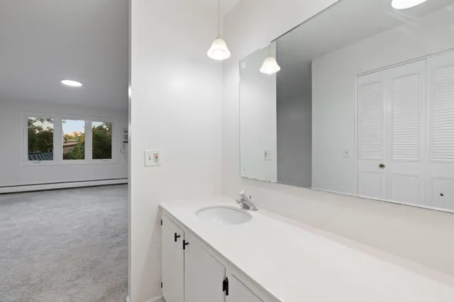 $149,900 | 3200 Virginia Avenue South, Unit 209, St. Louis Park, MN 55426