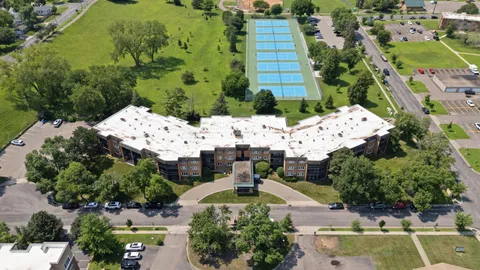 $149,900 | 3200 Virginia Avenue South, Unit 209, St. Louis Park, MN 55426