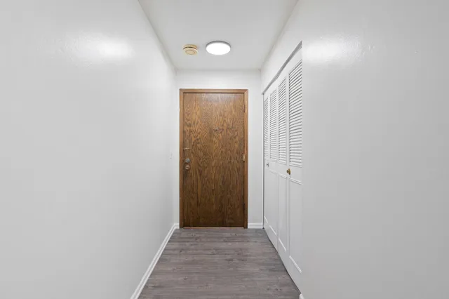 $149,900 | 3200 Virginia Avenue South, Unit 209, St. Louis Park, MN 55426