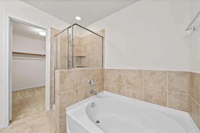 $375,000 | 19603 Blue Pine Circle, Cypress, TX 77429