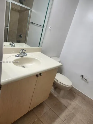 $3,400 | Three Lakes, Miami, FL 33186