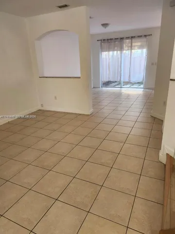 $3,400 | Three Lakes, Miami, FL 33186