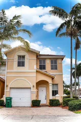 $3,400 | Three Lakes, Miami, FL 33186