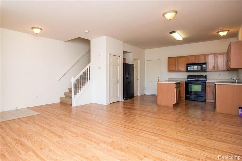 11794 Farmington Road, Unit 90 Livonia, MI 48150 - Photo 11 of 31