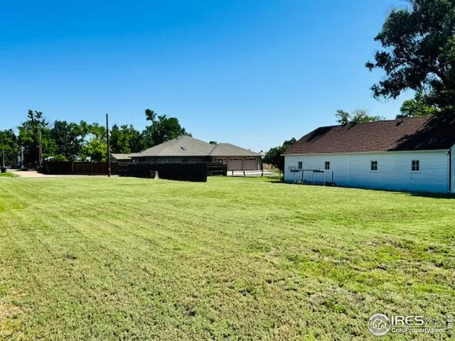 a view of an outdoor space and a yard
