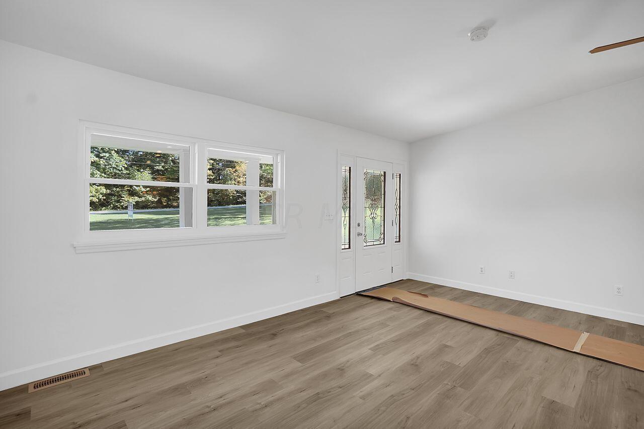 72370 Brooks Martin Road McArthur, OH 45651 - Photo 10 of 37 DSC00347