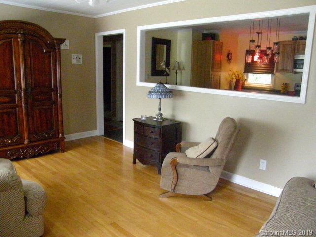 141 McKinney Road West Marion, NC 28752 - Photo 2 of 13 Gallery Image 2