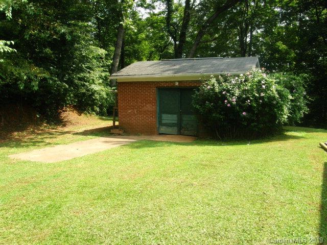 141 McKinney Road West Marion, NC 28752 - Photo 7 of 13 Gallery Image 7