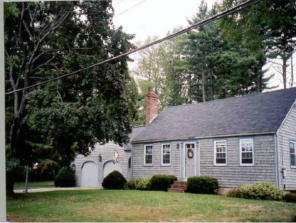 17 Old County Road Plaistow, NH 03865 - Photo 1 of 1