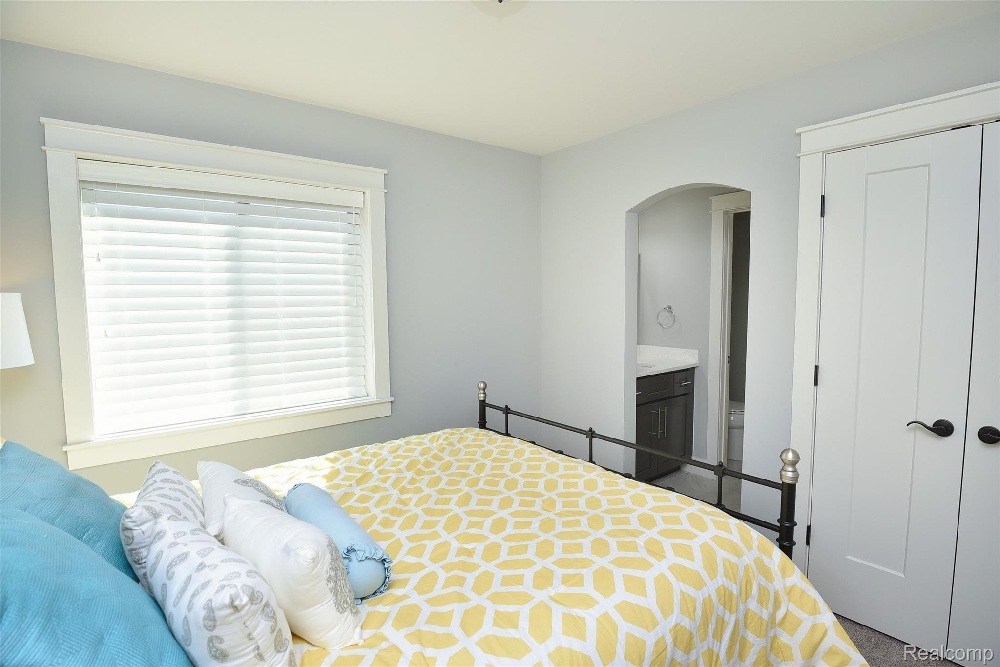 2396 Franklin Road Berkley, MI 48072 - Photo 25 of 42 2396 Franklin_28.JPG
