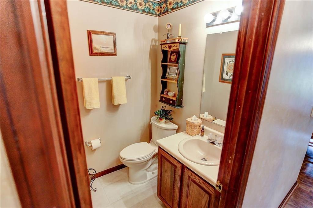 3977 Crescent Hill Road Springfield, OH 45502 - Photo 38 of 49