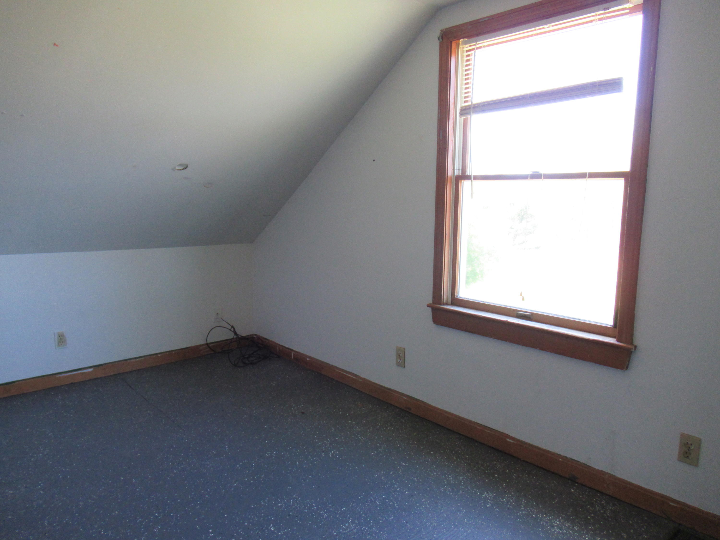 728 Washington Road Waldoboro, ME 04572 - Photo 12 of 20 IMG_1666