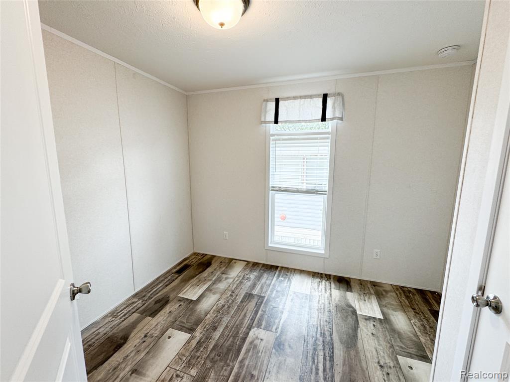 44 Retreat Way Fenton, MI 48430 - Photo 3 of 6