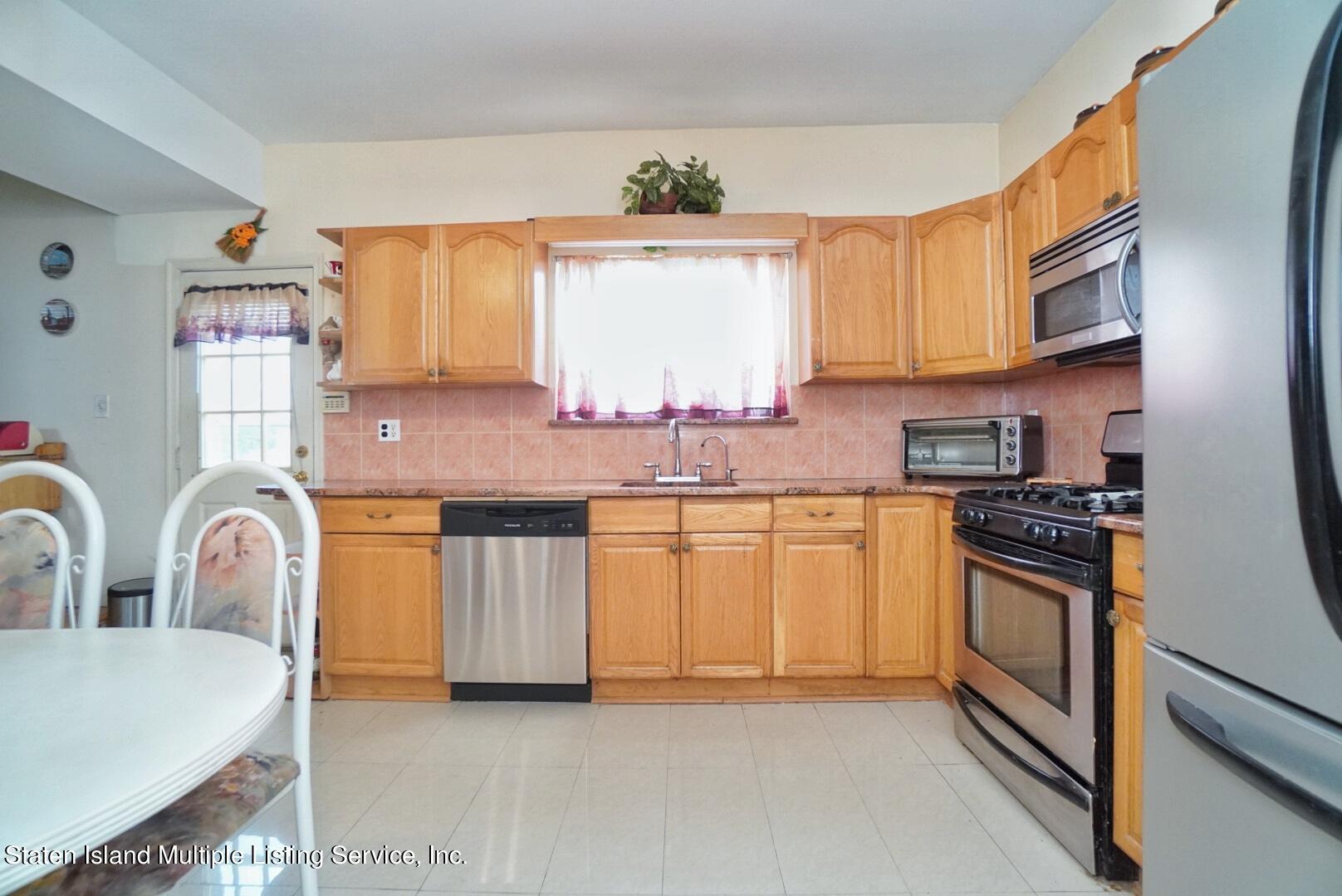 377 Timber Ridge Drive Staten Island, NY 10306 - Photo 14 of 42 Photo Jul 18, 9 48 21 AM