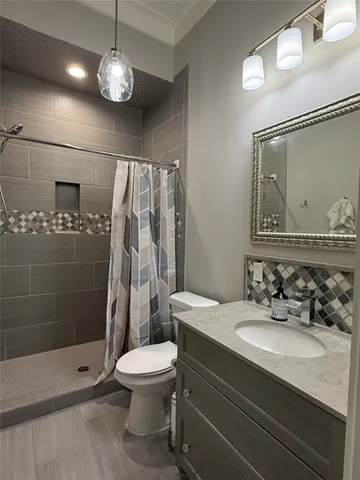 $449,000 | 637 North Washington Street, La Grange, TX 78945