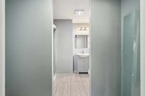 $769,900 | 726 West Wisconsin Avenue, Oconomowoc, WI 53066