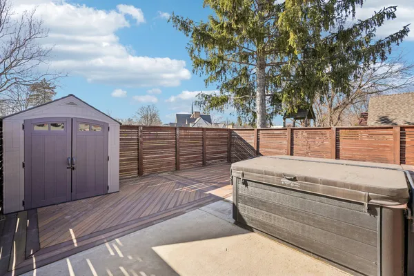 $769,900 | 726 West Wisconsin Avenue, Oconomowoc, WI 53066