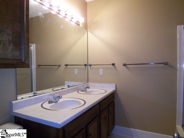 2 Rollingreen Road Greer, SC 29651 - Photo 15 of 22 Gallery Image 15