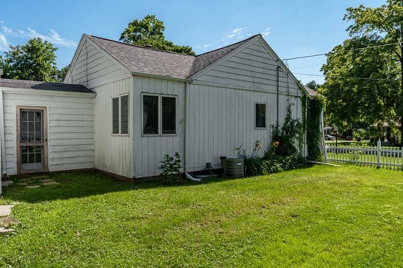 255 2nd Street Capron, IL 61012 - Photo 7 of 39 Gallery Image 7