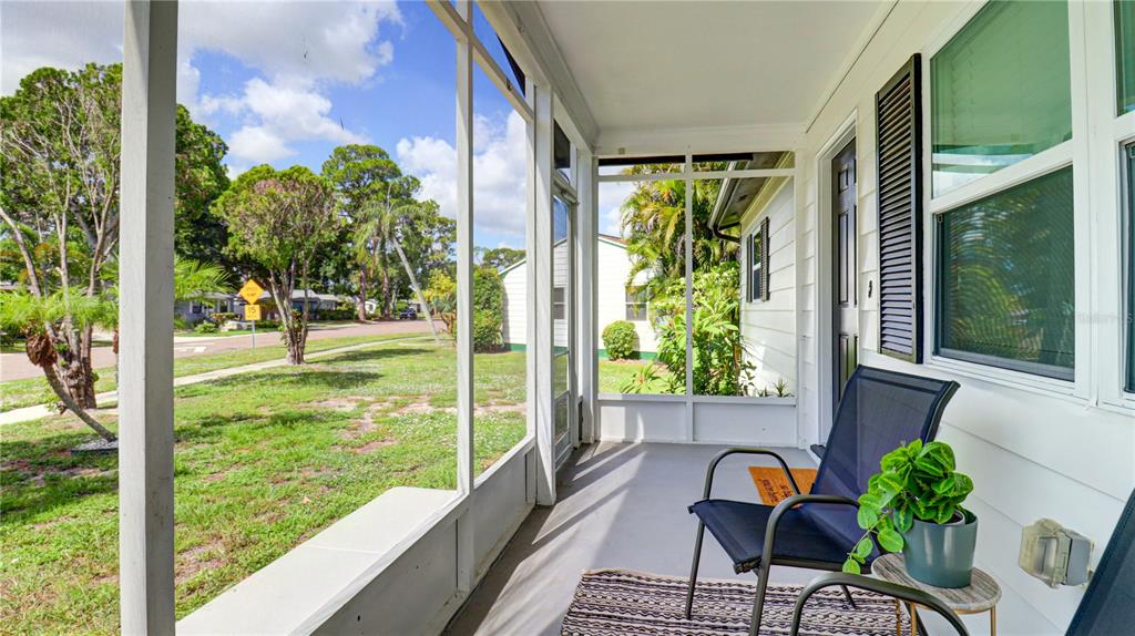 8110 Diagonal Road North St. Petersburg, FL 33702 - Photo 4 of 55