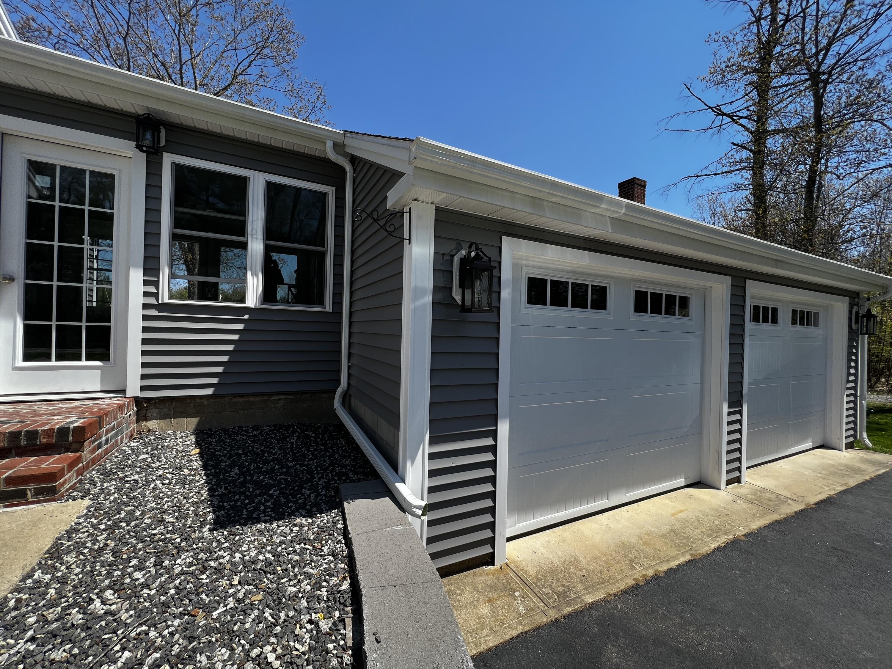 65 Randall Road North Berwick, ME 03906 - Photo 2 of 21 IMG_1934
